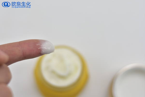 美妝廠家：活性修護(hù)霜的作用你知道嗎？-歐泉生化